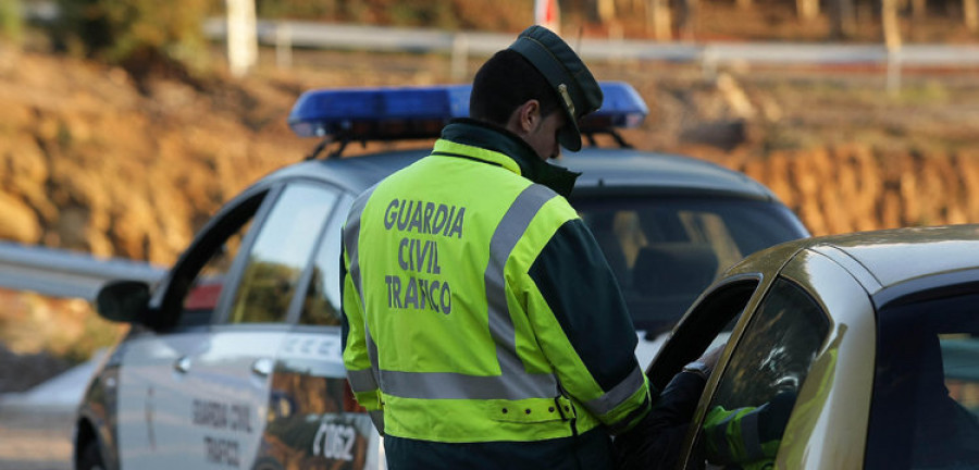 La DGT iniciará el lunes una campaña especial sobre vigilancia de vías convencionales y urbanas de Galicia