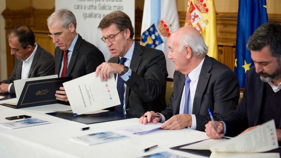 Xunta, patronal y sindicatos urgen al Gobierno velar por la industria gallega