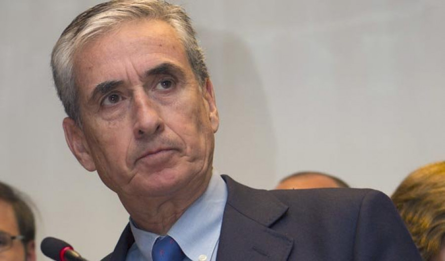 Jáuregui plantea disolver las Cortes en 2015 para reformar la Constitución