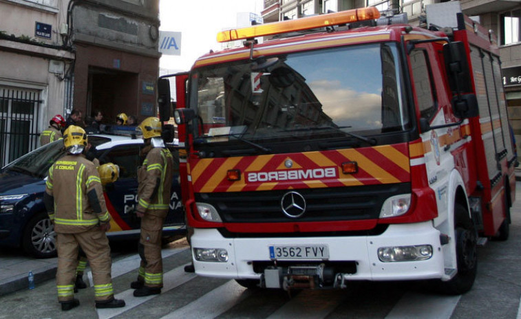 Fallece un hombre en un incendio en una vivienda en Ferrol
