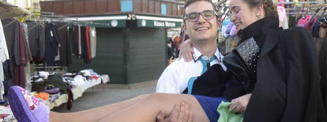 Una nueva edición de la Feria  de Año Nuevo en Betanzos transcurre con total normalidad