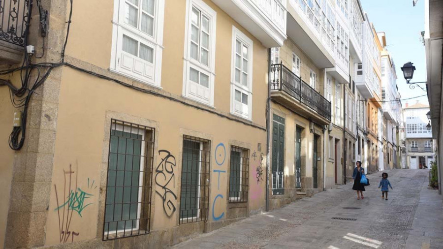 El Ayuntamiento inicia los cambios requeridos por Patrimonio para el plan de reurbanización de la calle Cortaduría