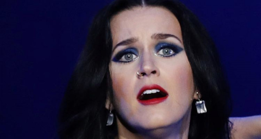 Katy Perry vuelve a pisar el escenario en los Premios Grammy