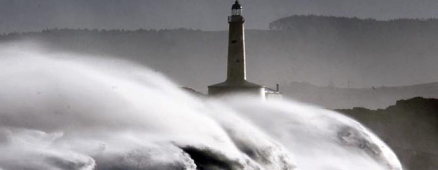 Un nuevo temporal de lluvia y viento afectará mañana a Galicia