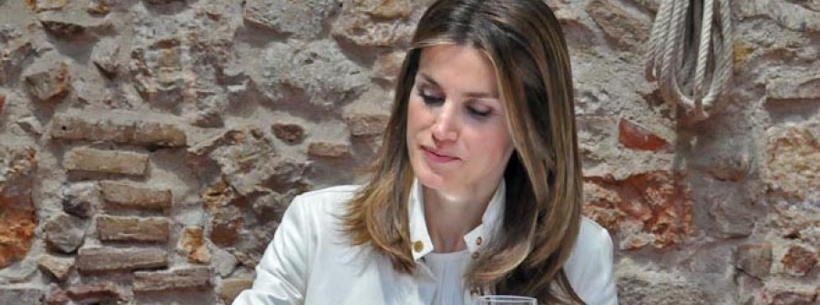 Acusan de alzamiento de bienes a la abuela, el padre y la tía de doña Letizia