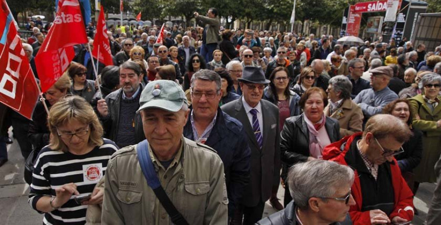 Cientos de jubilados claman en la calle por la subida de sus pensiones al nivel del IPC