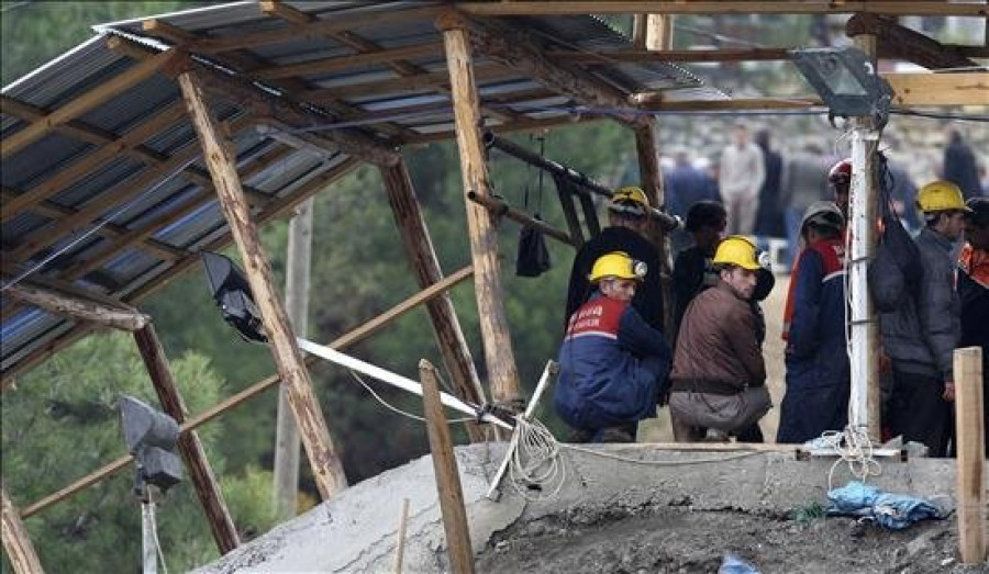 Hallan los cuerpos de los nueve mineros atrapados en una mina