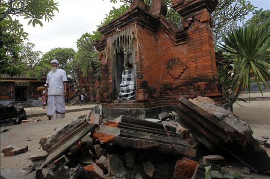 Un seísmo de 8,9 grados golpea Indonesia y se da la alarma de tsunami