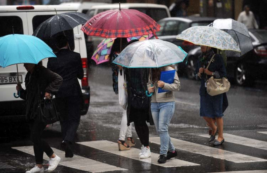 Mal tiempo en A Coruña con la llegada de un frente atlántico