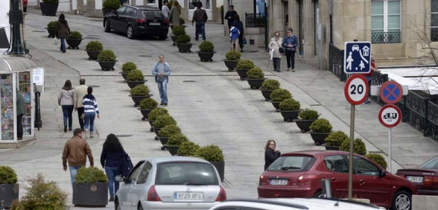 Vecinos y empresarios del casco viejo apelan al plan de movilidad consensuado en 2013