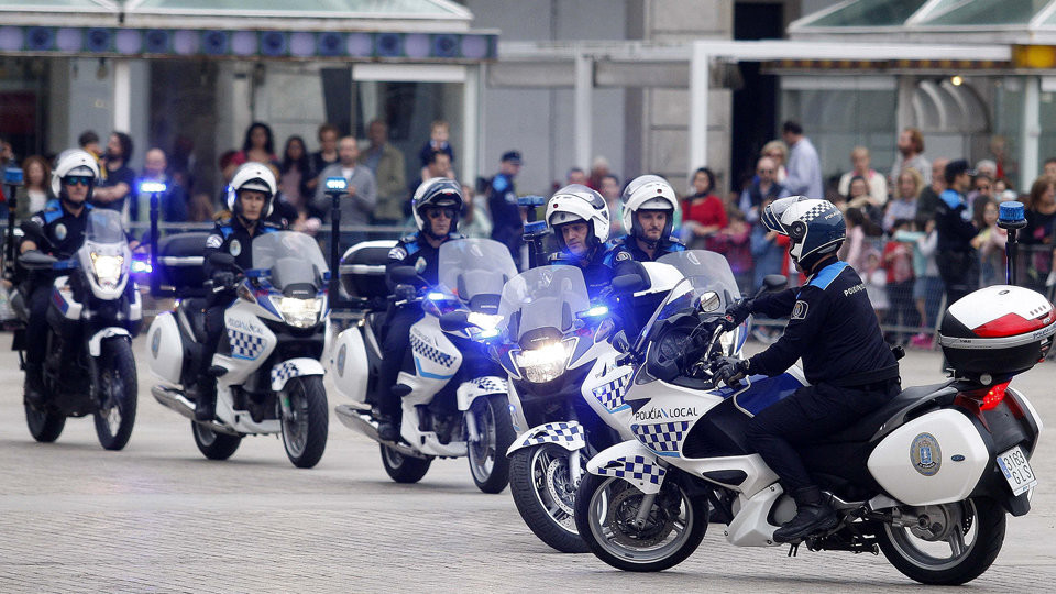 El Ayuntamiento aplaza para la primera quincena de febrero  la reorganización  de la Policía Local