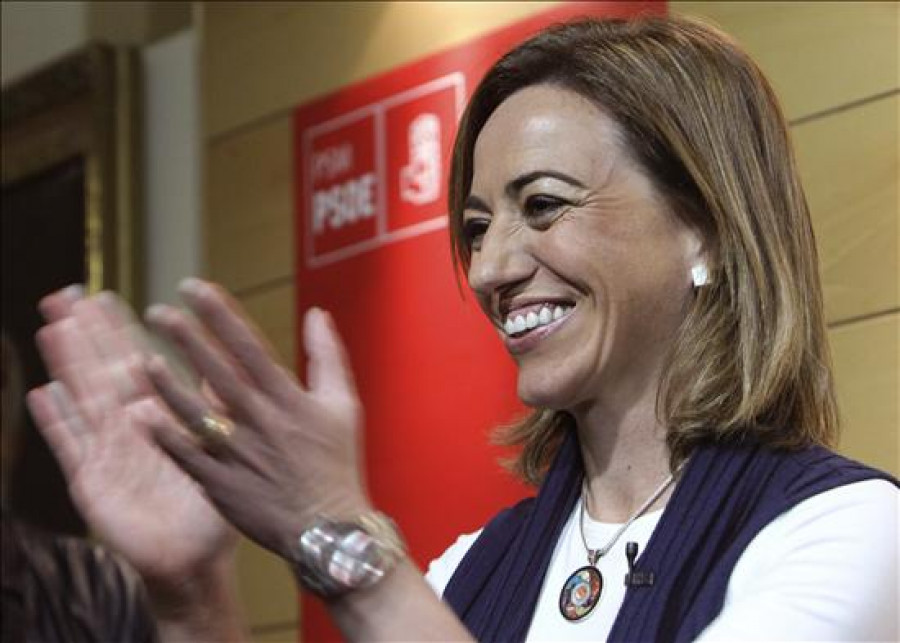 Rubalcaba y Chacón buscan el apoyo joven y tratan de rebajar la tensión