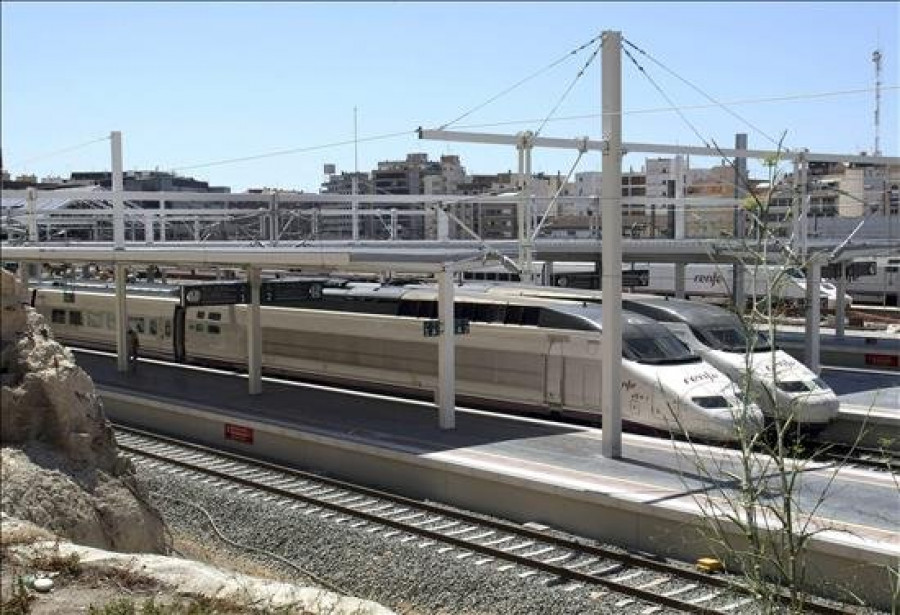 Fallece tras ser atropellada por un tren