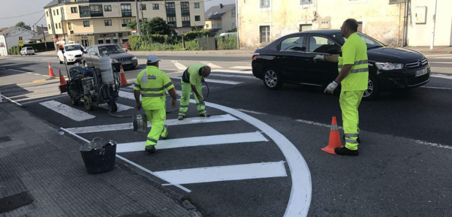 Fomento inicia los trabajos de mejora de la seguridad vial de  la N-VI en Guísamo