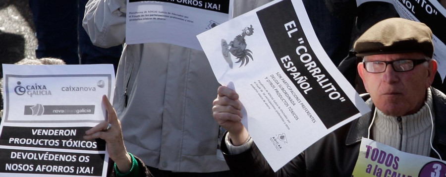 Afectados por las participaciones preferentes se manifiestan en A Coruña