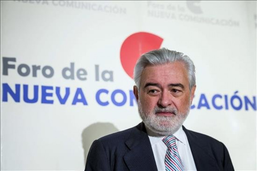 Darío Villanueva asegura que "la RAE nunca hará un Diccionario políticamente correcto"