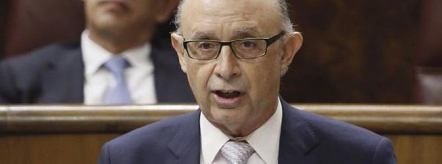 Montoro defiende que los funcionarios tengan mejores retribuciones económicas