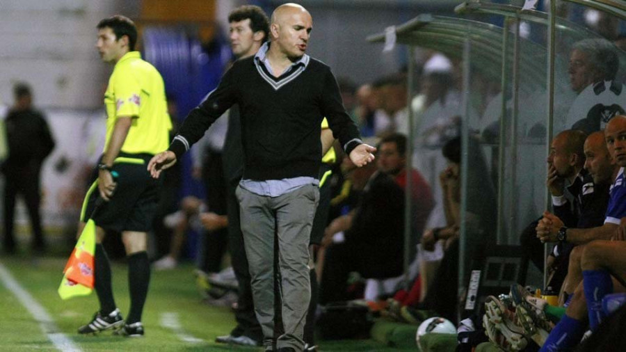 Luis César, el técnico que siempre estuvo en Riazor