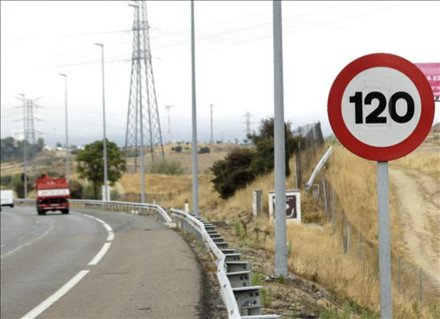 Lea el reverso de su multa porque Tráfico le avisará de los riesgos de su infracción