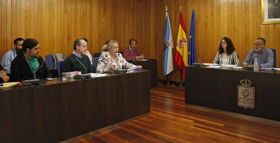 Cambre defiende la obra de las aceras de A Patiña como “de interés social”