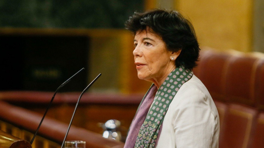 La 'Ley Celaá' entra hoy en vigor, aunque muchas medidas se aplicarán con el inicio del nuevo curso