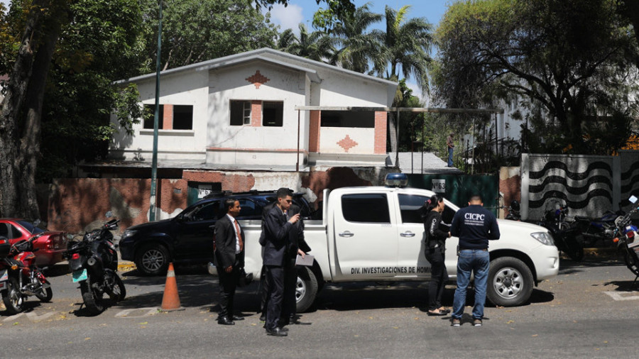 Mueren dos adolescentes durante las protestas de la oposición en Caracas