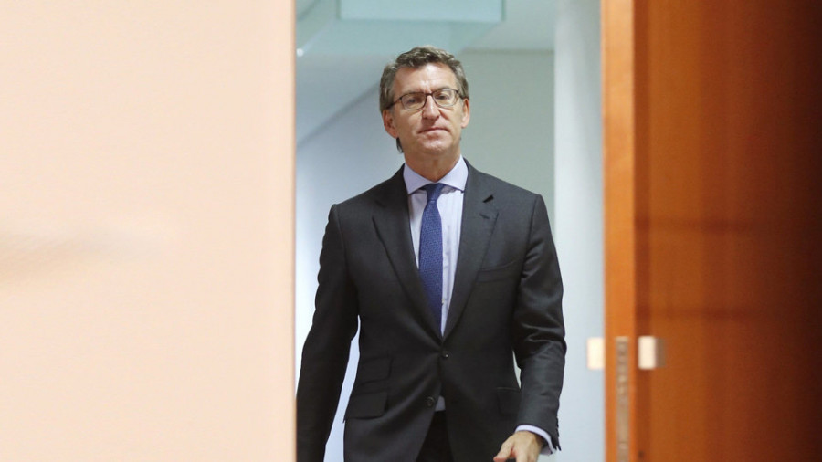 Feijóo retrasa la fecha del Gobierno y dice que hasta 2022 no llegará el AVE a Galicia