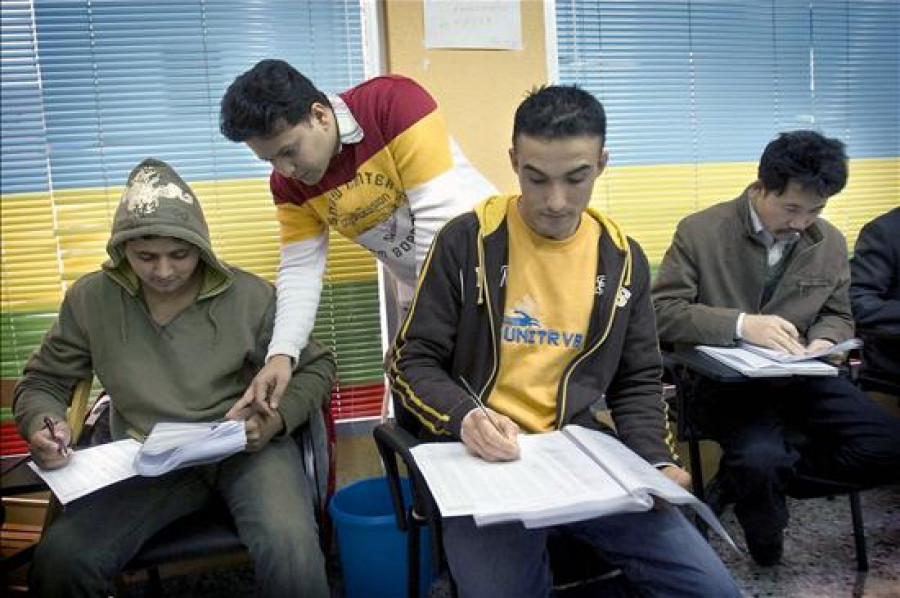 Dos detenidos por intentar suplantar la identidad en los exámenes de conducir