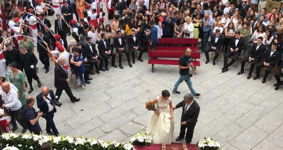 Coti “inaugura” el San Roque con un multitudinario recital en Betanzos