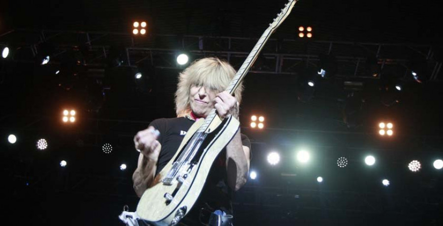 La energía de Chrissie Hynde eleva a la playa de Riazor al olimpo del rock internacional