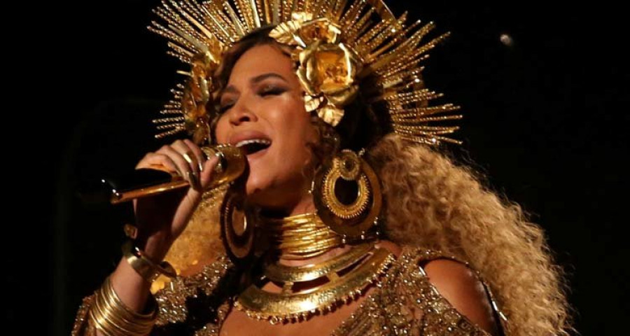 Beyoncé no actuará en Coachella 
por recomendación de los médicos