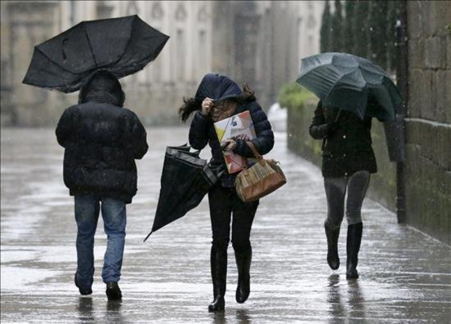 Primer temporal del otoño dejará fuertes lluvias y vientos de hasta 100 kilómetros por hora