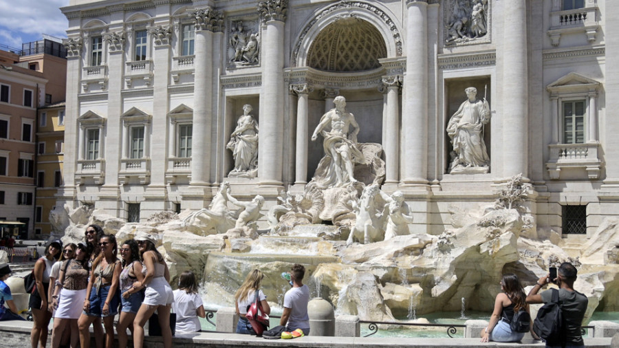 ​La artesanía indígena de Gran Chaco y la alta costura italiana unidas en Roma