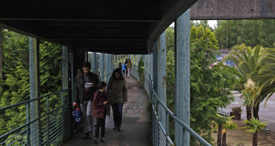 Amigos de El Pasatiempo insiste en los “riesgos” de la pasarela metálica