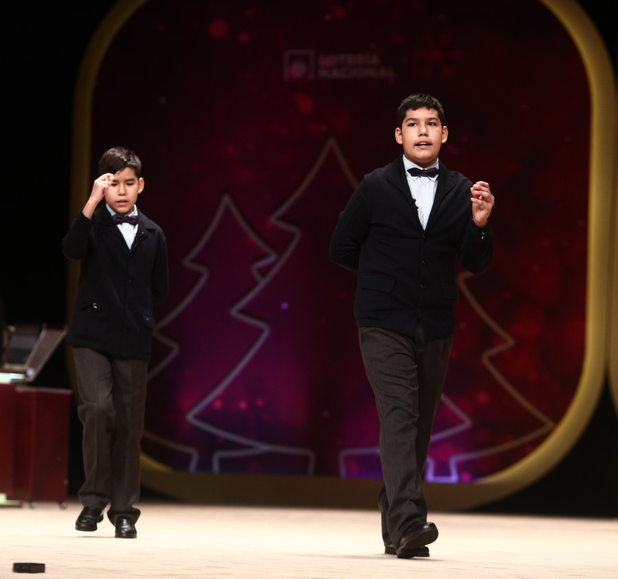 Pellizcos en Galicia de tres Quintos Premios de la lotería de Navidad