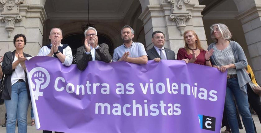 Prisión provisional sin fianza para el camarero que degolló a su mujer en la 
calle de la Estrella