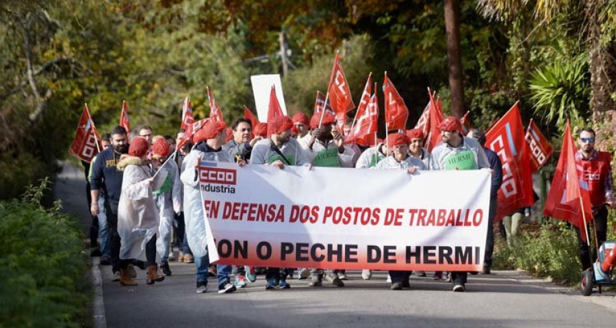 Los trabajadores de la cárnica Hermi mantienen sus protestas ante el cierre