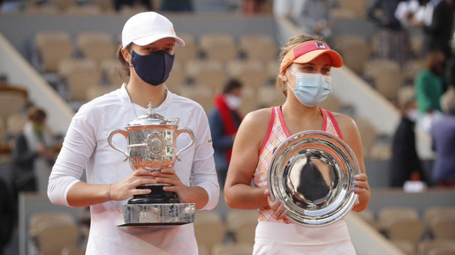 Swiatek y Kenin colorean el inestable circuito femenino