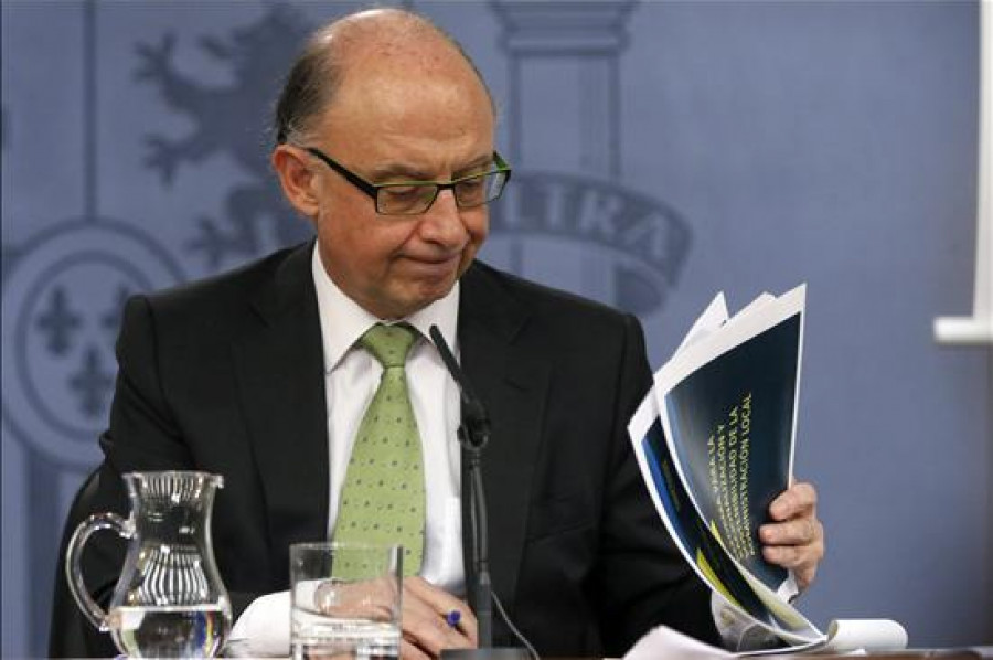 Montoro defiende que en la reforma local no hay "ni atisbo" de privatización