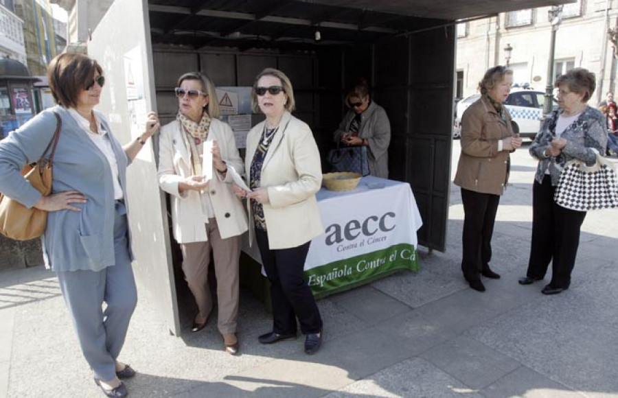 La campaña informativa para prevenir el cáncer de colon aterriza en la ciudad