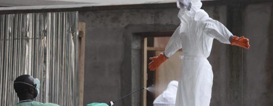 Empeora la salud del religioso español infectado por el virus del ébola en Liberia