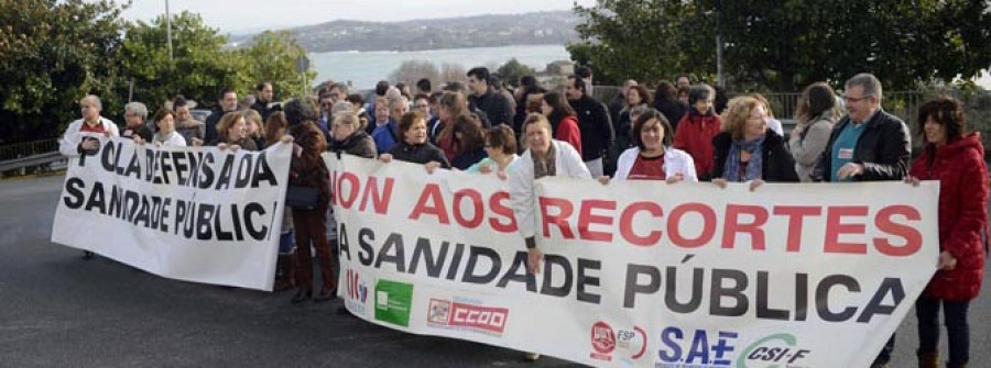 Trabajadores públicos protestan contra la privatización sanitaria