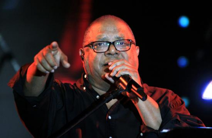 El cantautor cubano Pablo Milanés explora el territorio del rock