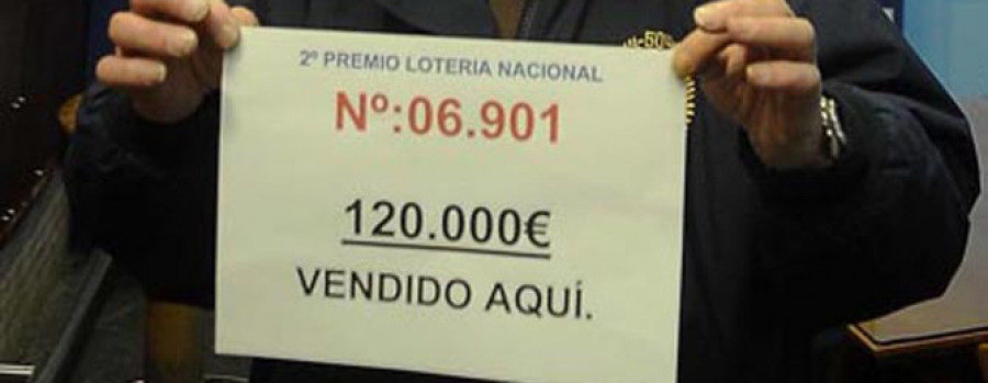 La suerte de la Lotería se anticipa a la Navidad en una cafetería de Lonzas