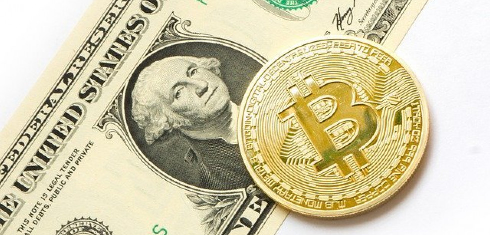 El bitcoin alcanza un nuevo máximo y se acerca a los 73.000 dólares