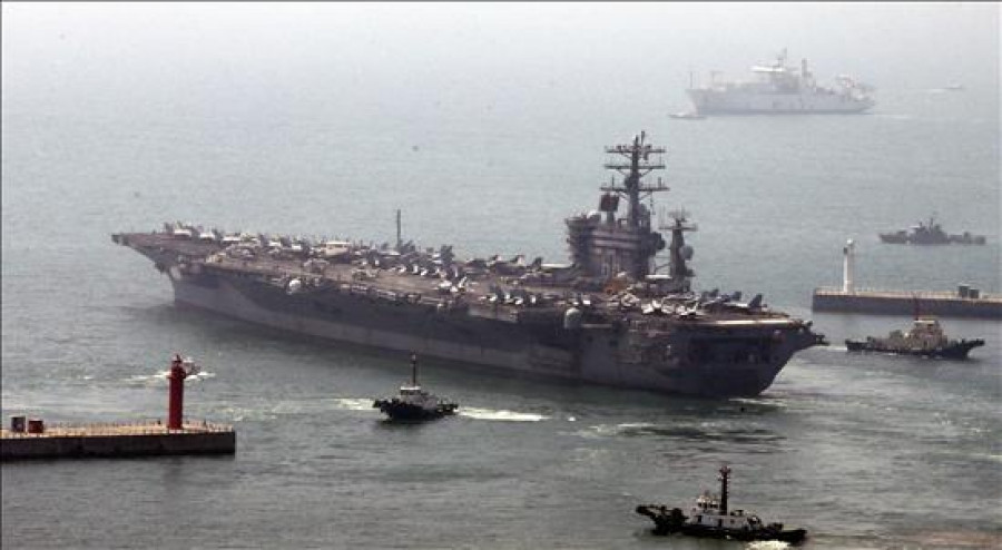 Estados Unidos envía el portaaviones "Nimitz" al mar Rojo