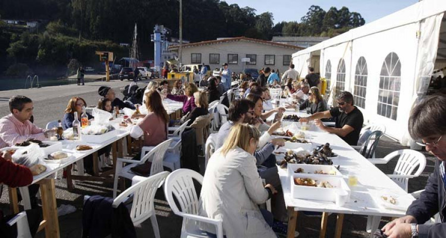 La conselleira do Mar destaca la calidad de la centolla gallega que en un año generó 3,5 millones de euros