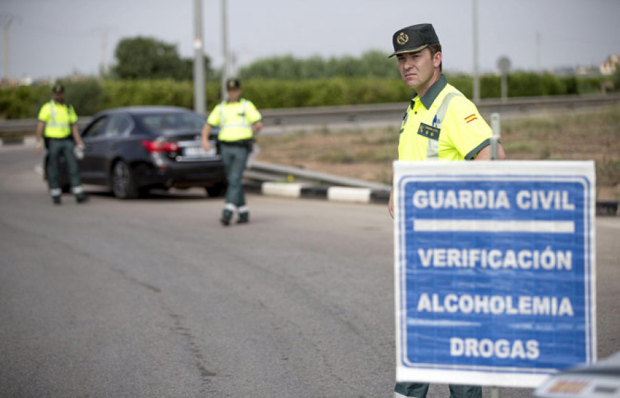 Ebrio y drogado huye de un control provocando el pánico en su huída