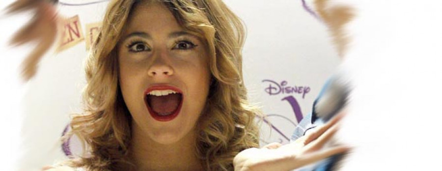 Martina Stoessel, “Violetta”: “Trato de dar un mensaje positivo a las nenas”
