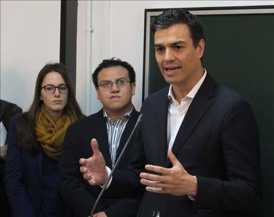 Sánchez critica los recortes en dependencia en Galicia y ve algo dramático